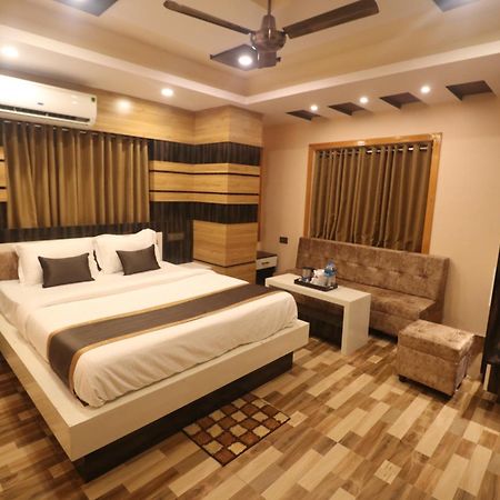Mohar Residency Hotel Kolkata Exterior photo