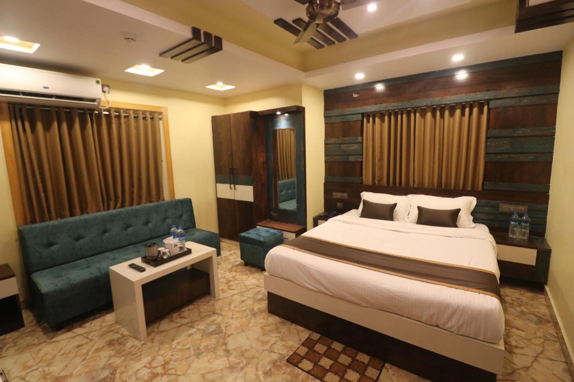 Mohar Residency Hotel Kolkata Exterior photo