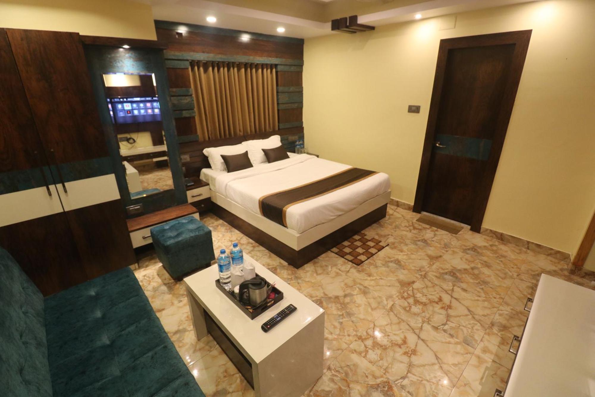 Mohar Residency Hotel Kolkata Exterior photo